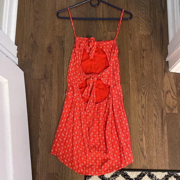 Red patterned mini dress - Picture 2 of 3